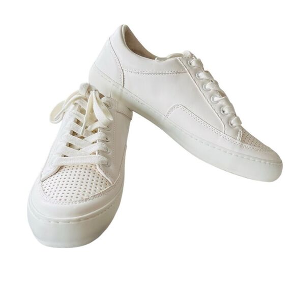 Banana Republic Factory bright white Perforated faux leather sneakers size 7. - Picture 3 of 8